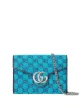 الصورة 1 من Gucci شنطة كتف 'GG مارمونت' صغيرة