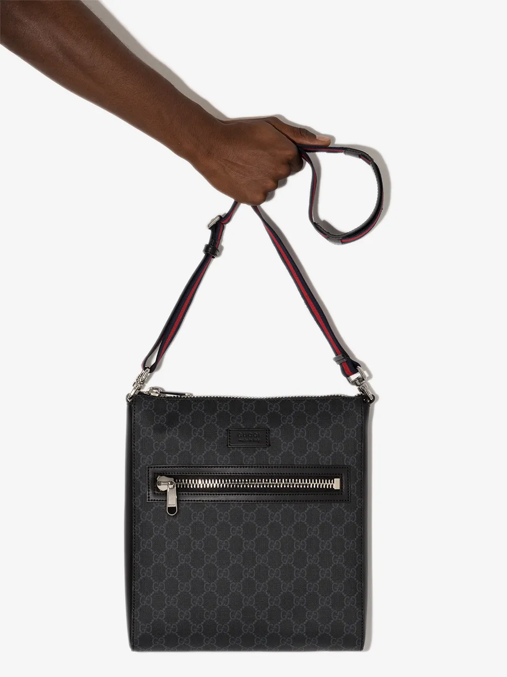 фото Gucci маленькая сумка-мессенджер с узором gg supreme