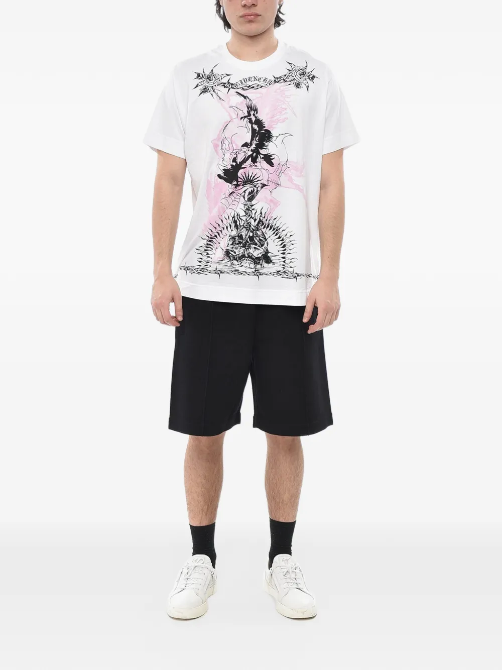 Givenchy Gothic プリント Tシャツ 通販 - FARFETCH