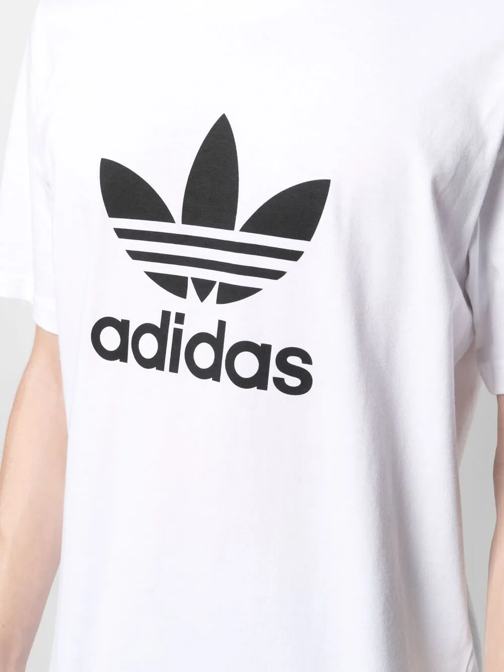 фото Adidas футболка с логотипом