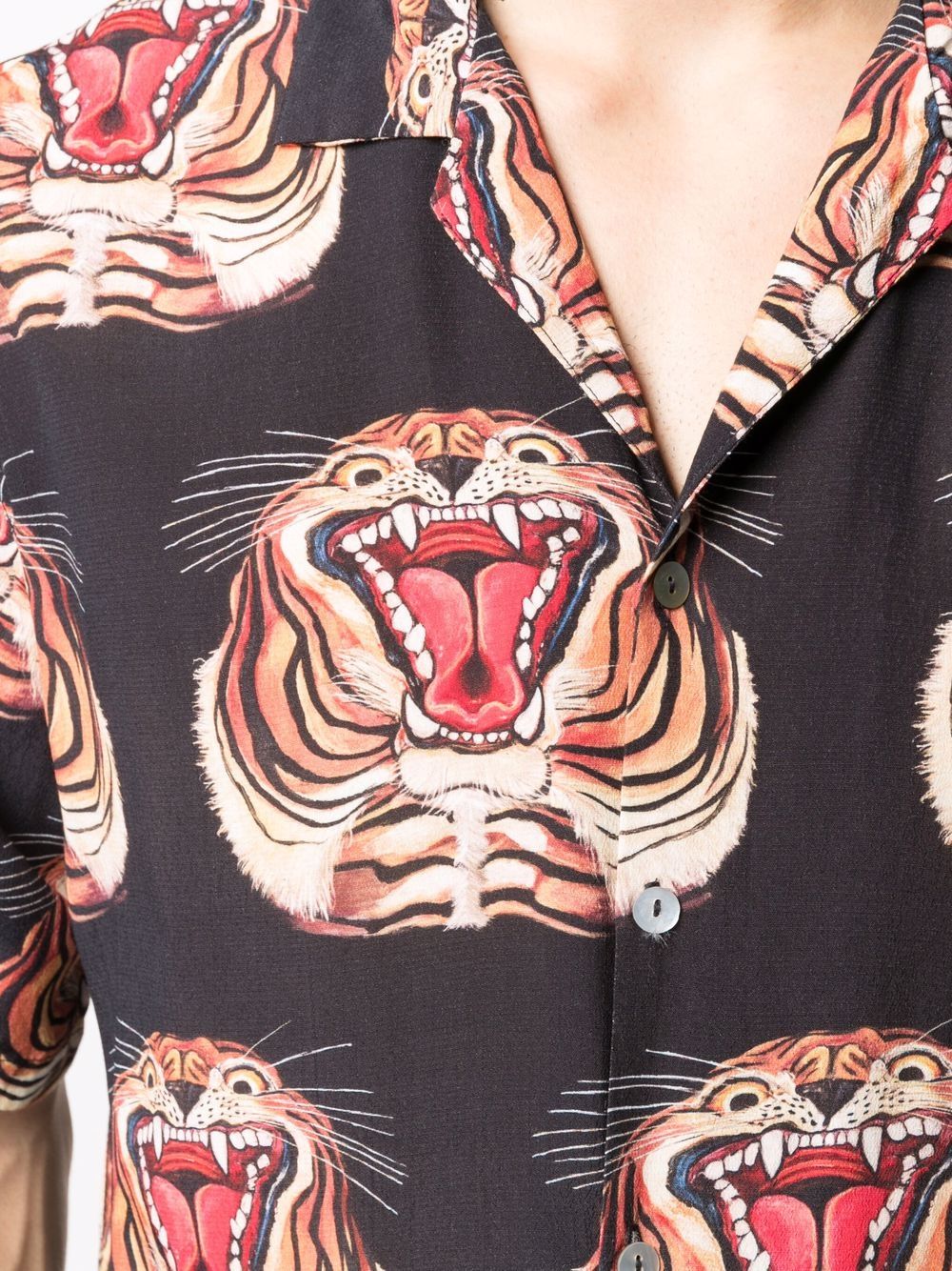 фото Endless joy рубашка с короткими рукавами и вышивкой tiger
