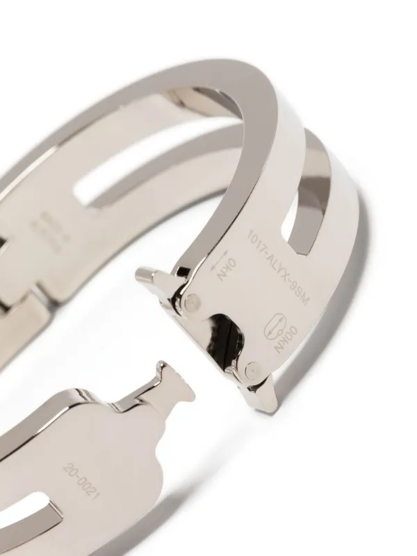 1017 ALYX 9SM Rollercoaster Track Bracelet | Silver | FARFETCH OM