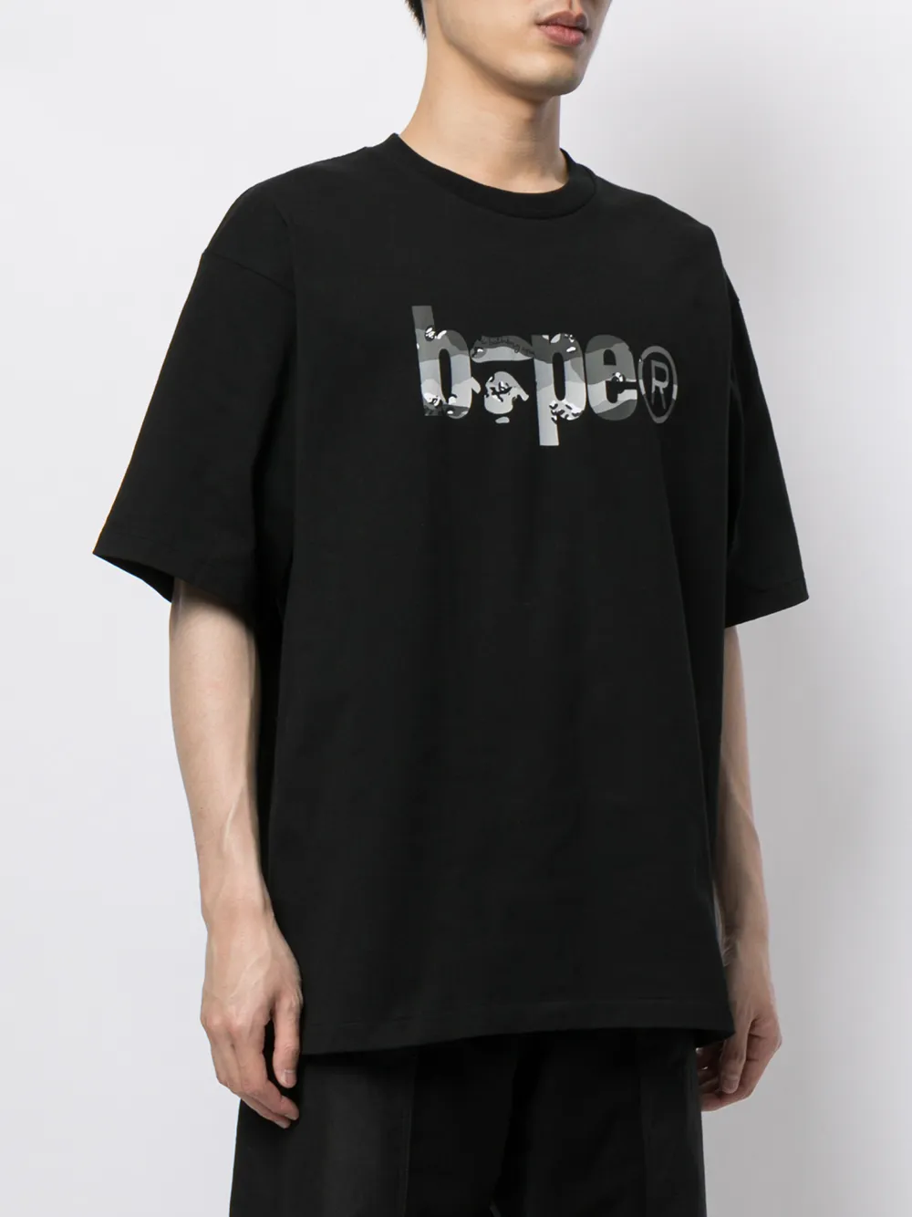 A BATHING APE® logo-print T-shirt - Farfetch