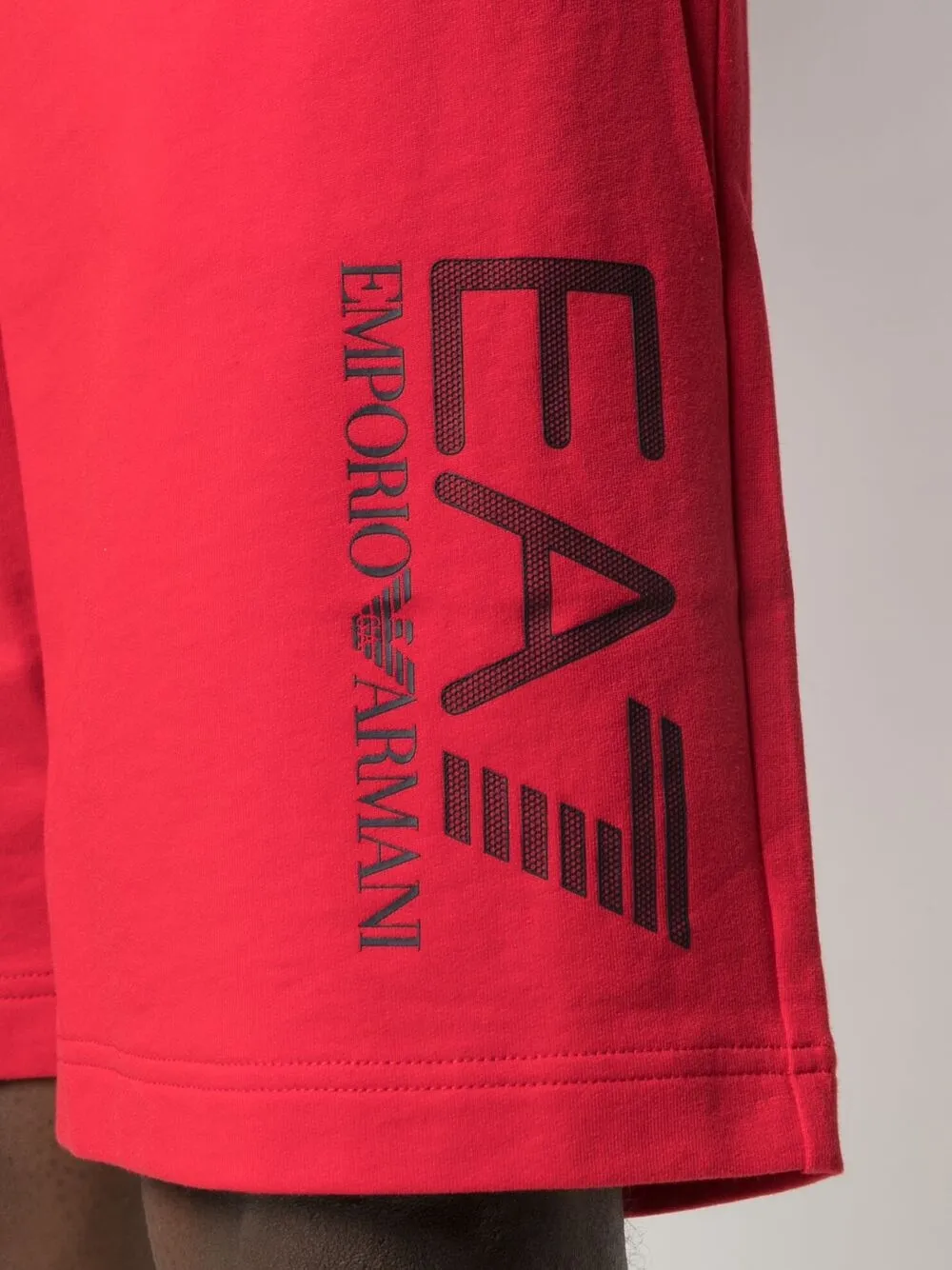 фото Ea7 emporio armani спортивные шорты с логотипом