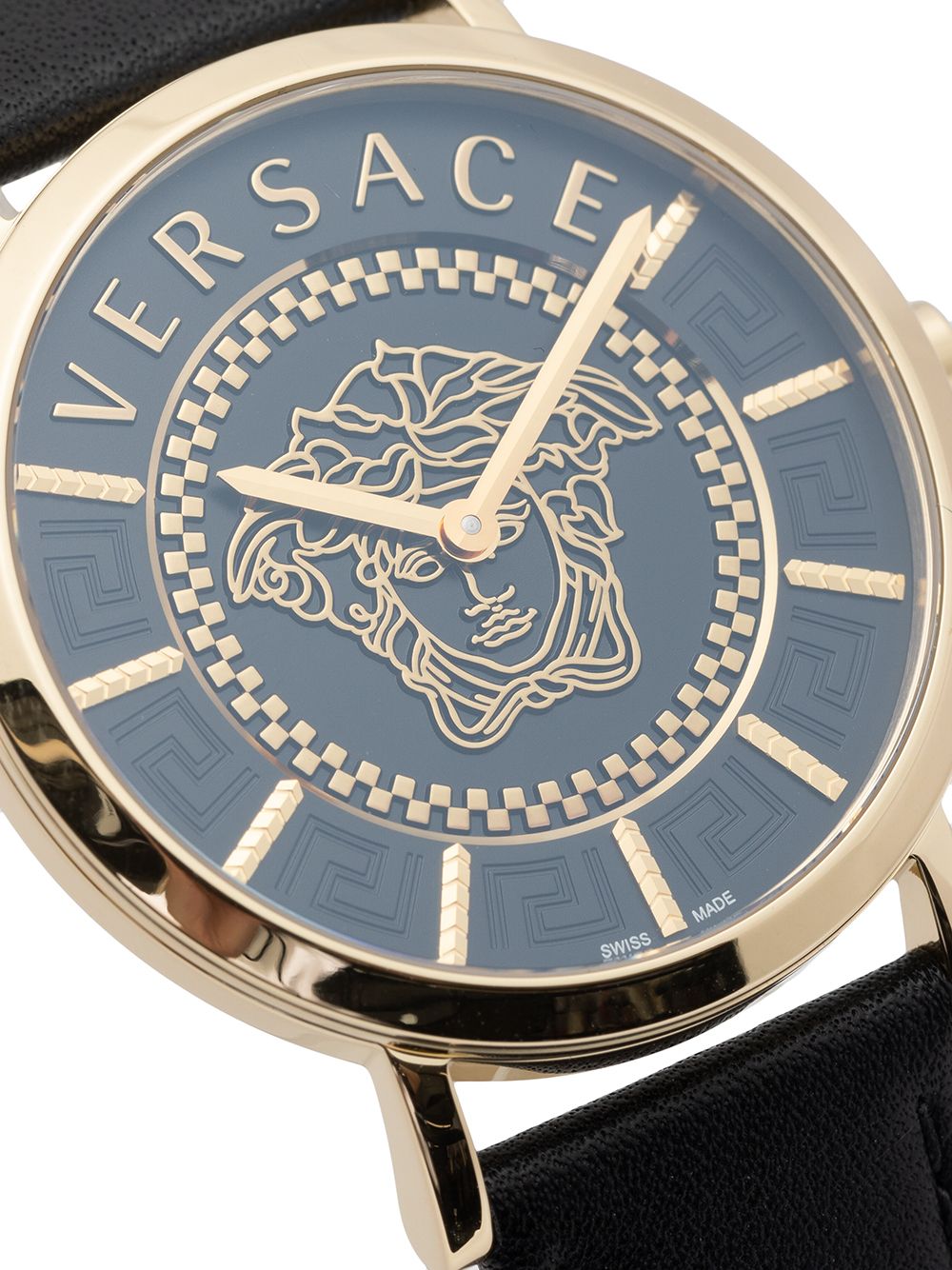 фото Versace наручные часы k4-v essential 36 мм