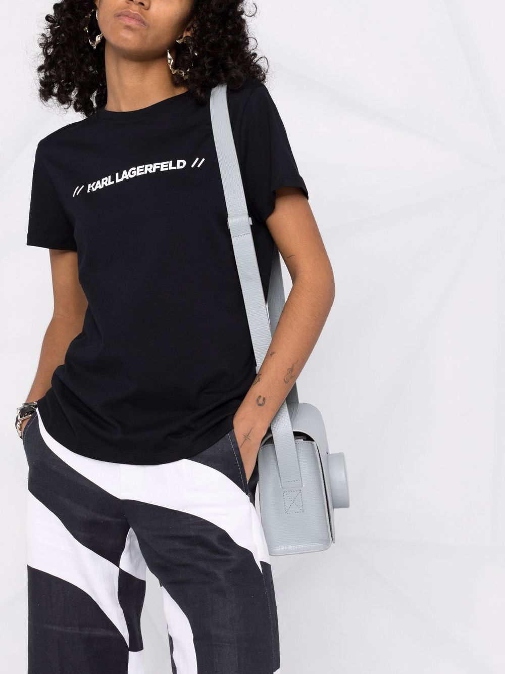 фото Karl lagerfeld футболка athleisure с логотипом