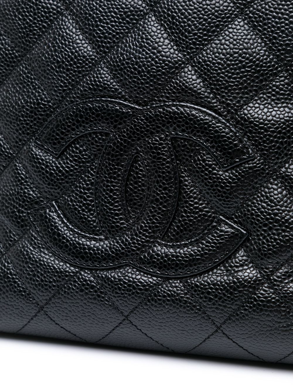 фото Chanel pre-owned стеганая сумка на плечо 2002-го года с логотипом cc