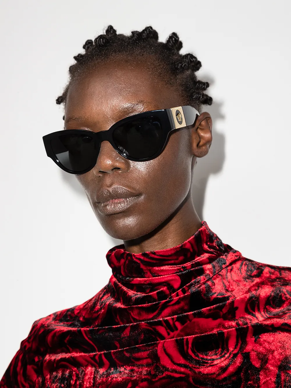 Versace Eyewear Medusa Medaillon zonnebril met cat-eye montuur - Zwart