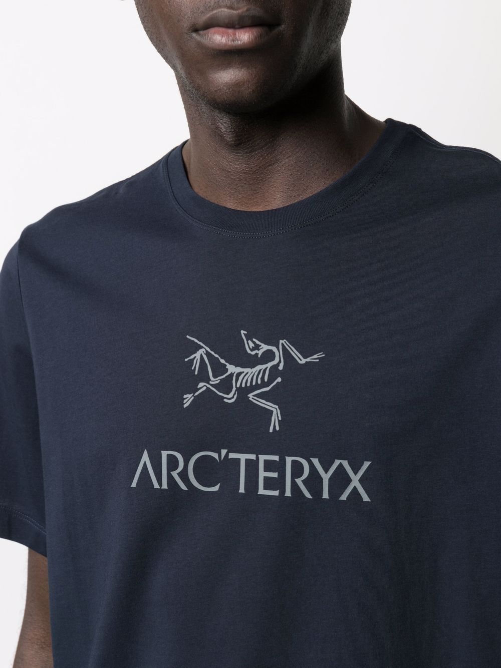 фото Arc'teryx футболка с логотипом