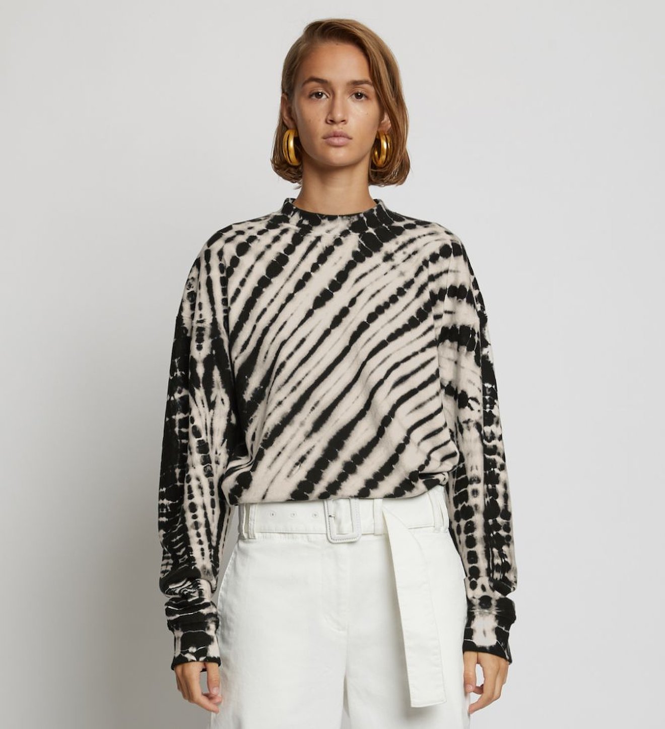 tie-dye print sweatshirt