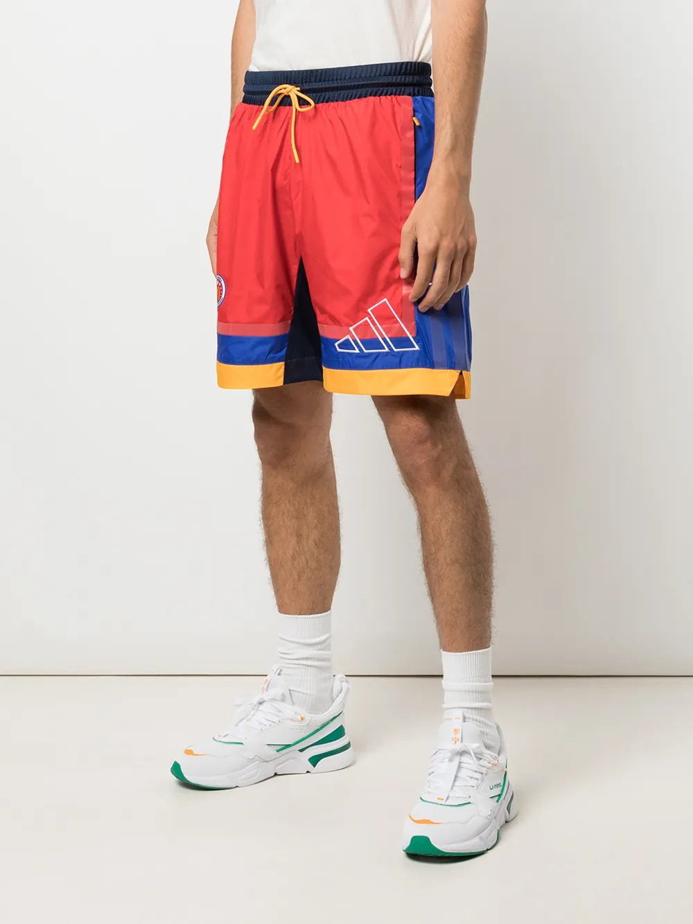 фото Adidas шорты из коллаборации с mcdonald's