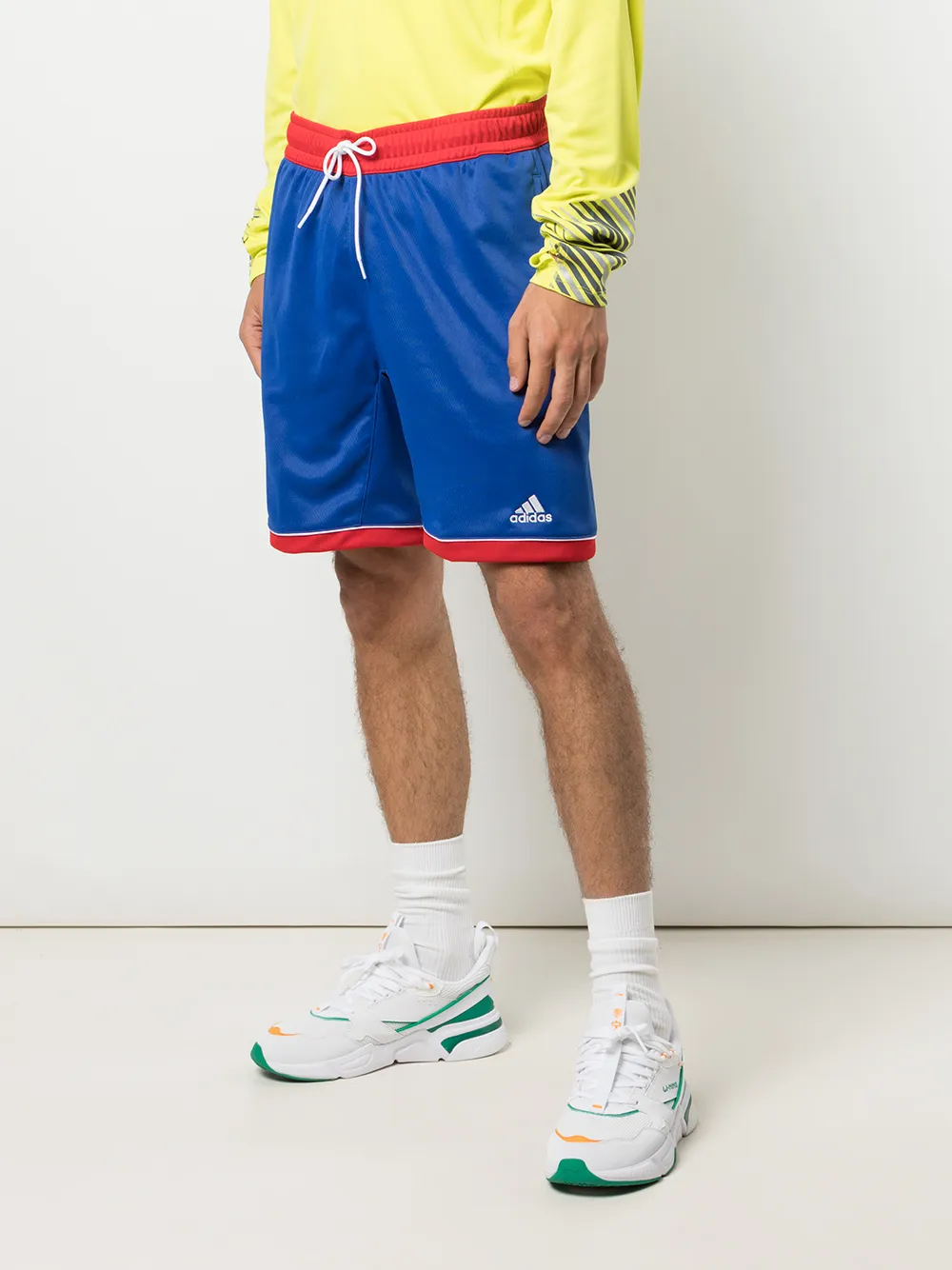 фото Adidas шорты из коллаборации с mcdonald's