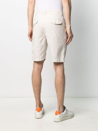 knee-length shorts展示图