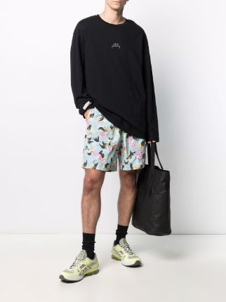 all-over print shorts展示图