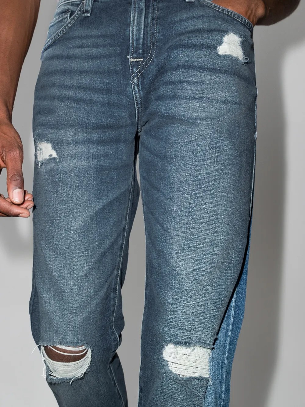 фото True religion джинсы rocco кроя слим с прорезями