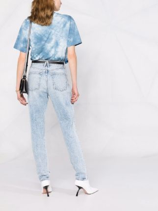 high-waisted skinny-legged jeans展示图