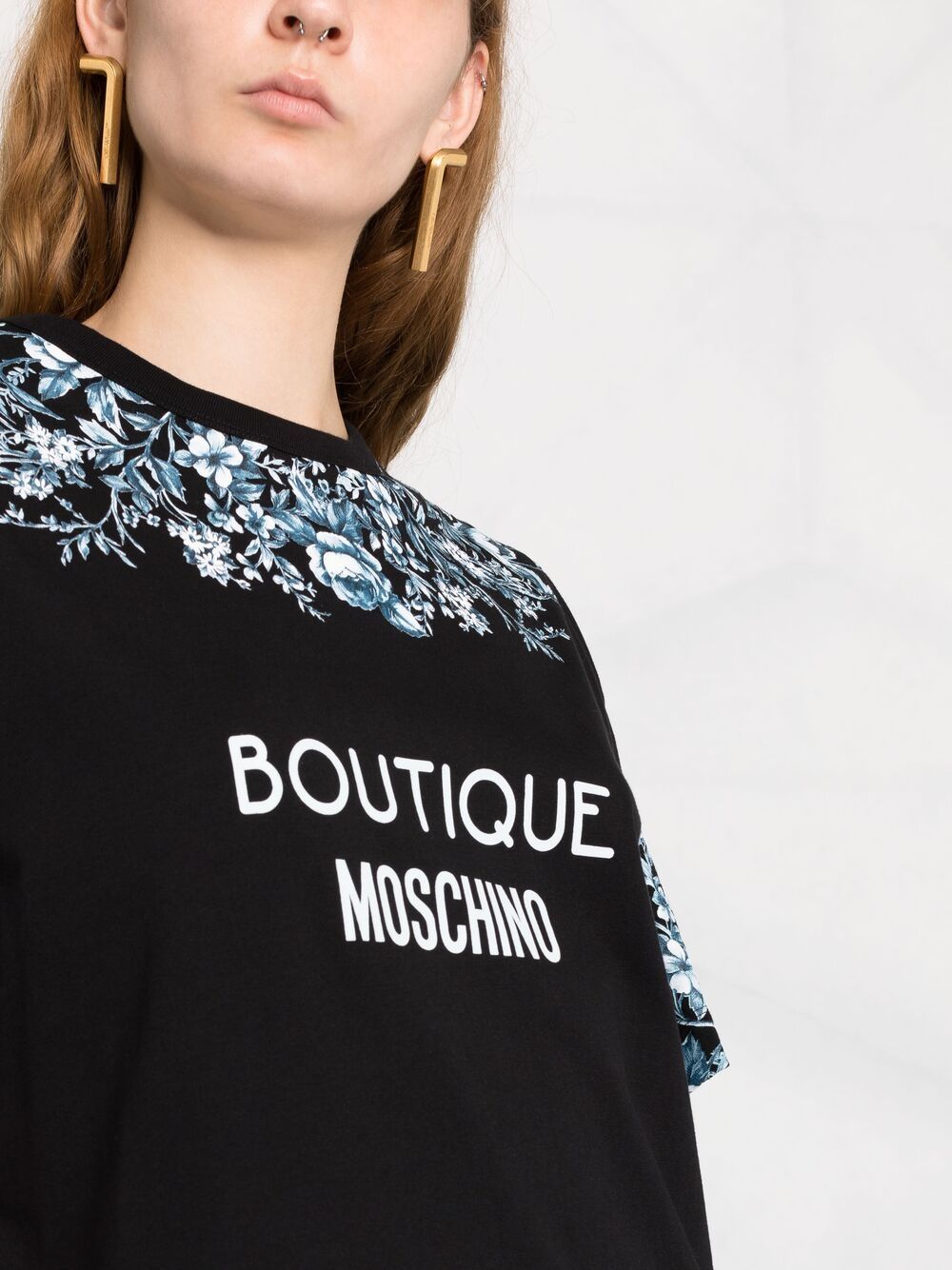 фото Boutique moschino футболка с короткими рукавами и логотипом