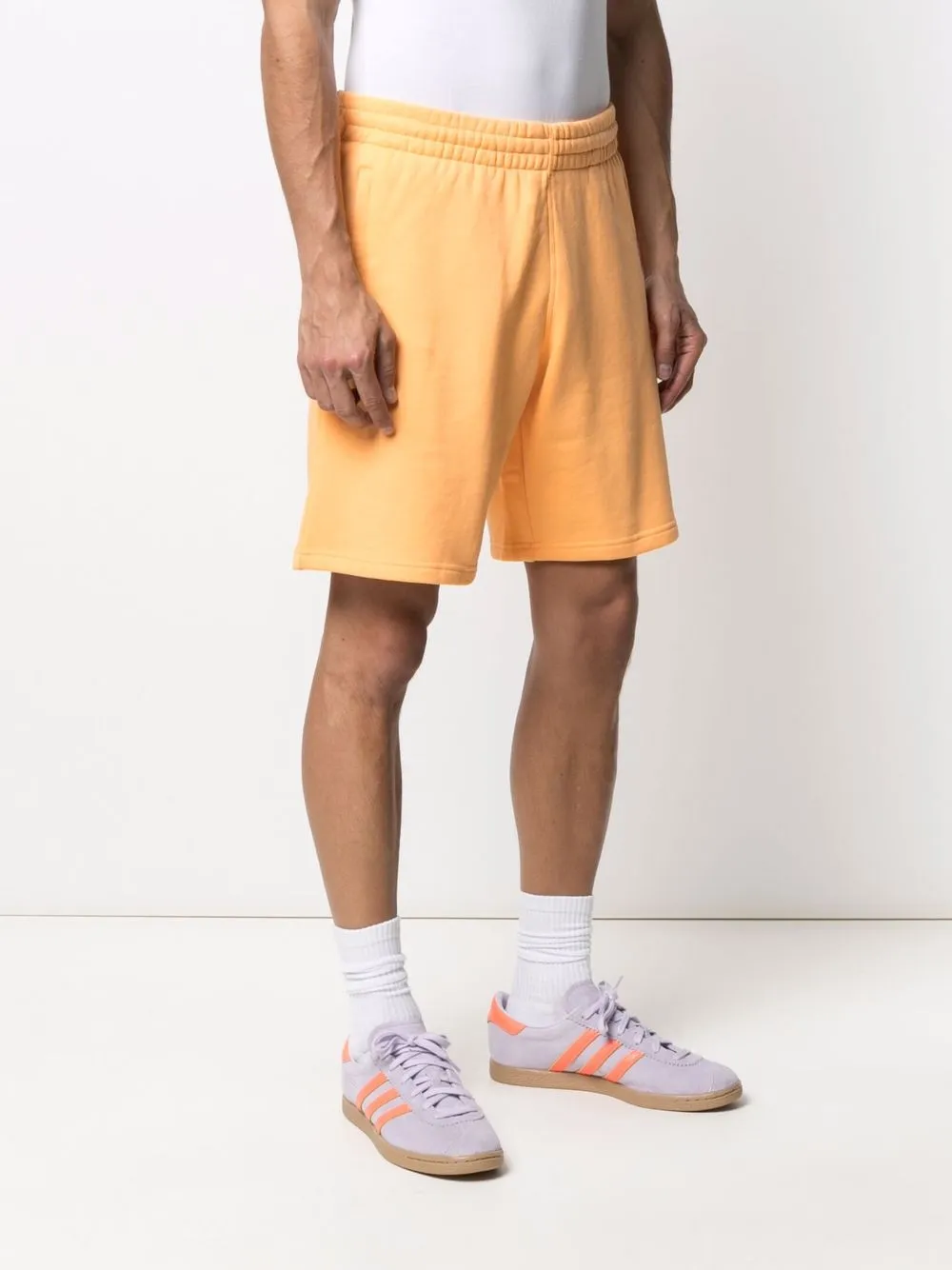 фото Adidas спортивные шорты с вышитым логотипом