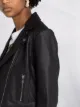 Pinko chamarra biker con solapas de muesca