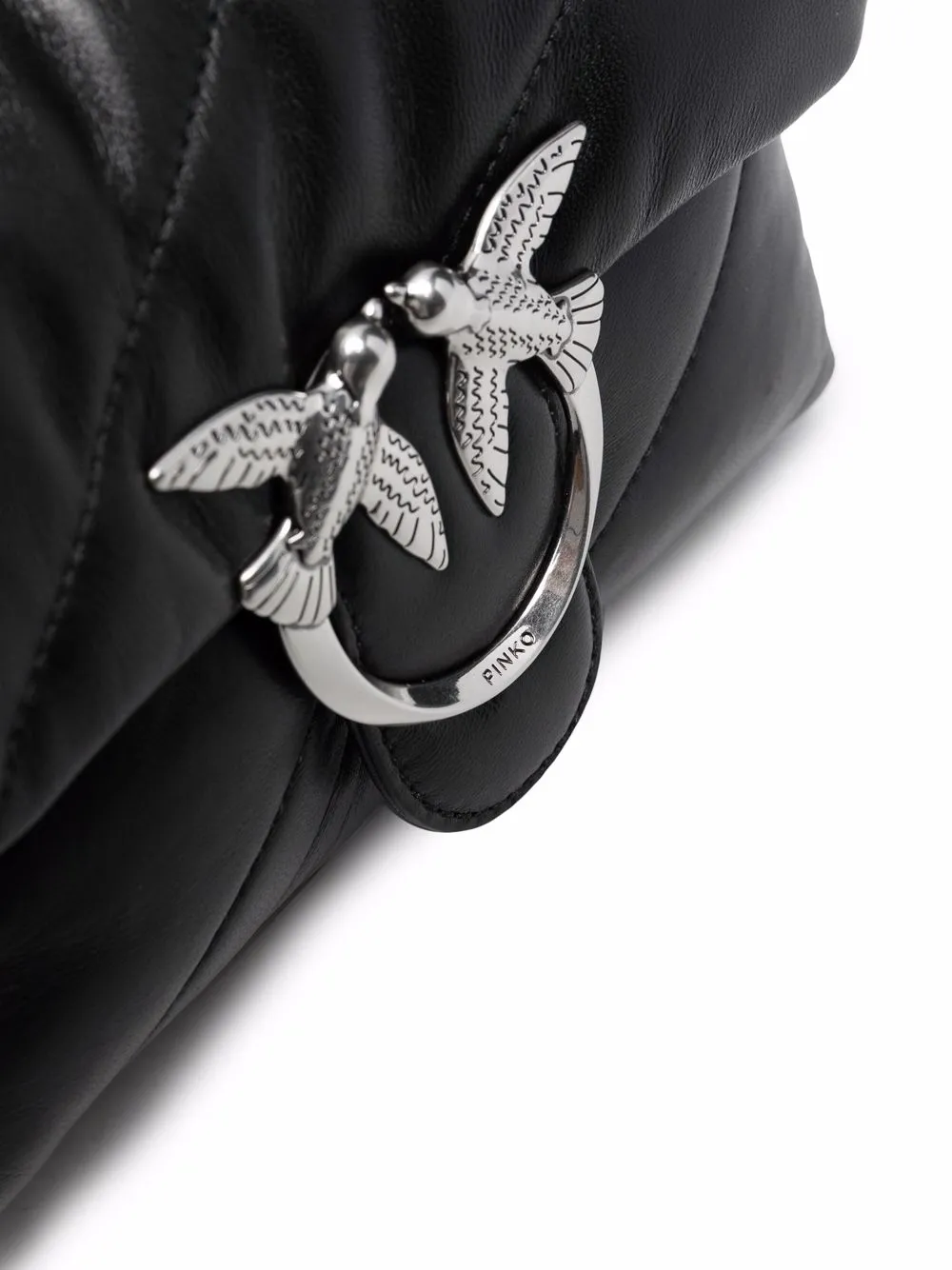 фото Pinko стеганая сумка на плечо love