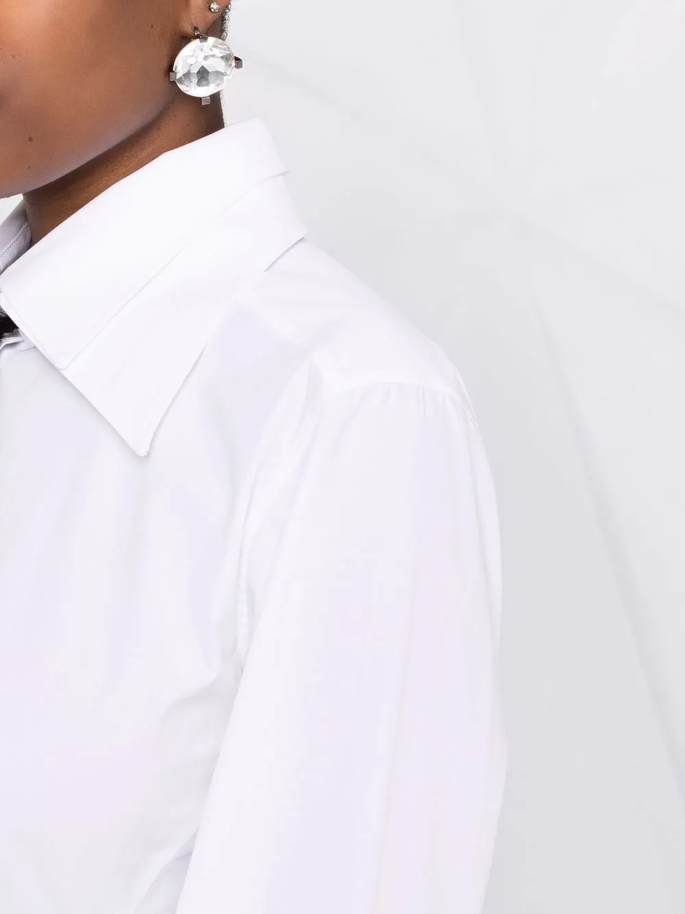 Shop Valentino Pointed-collar Pussy-bow Blouse In Weiss