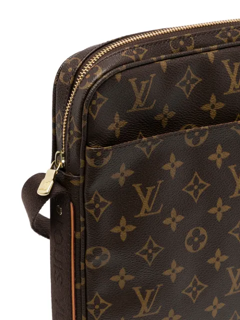 louis vuitton monogram trotteur beaubourg
