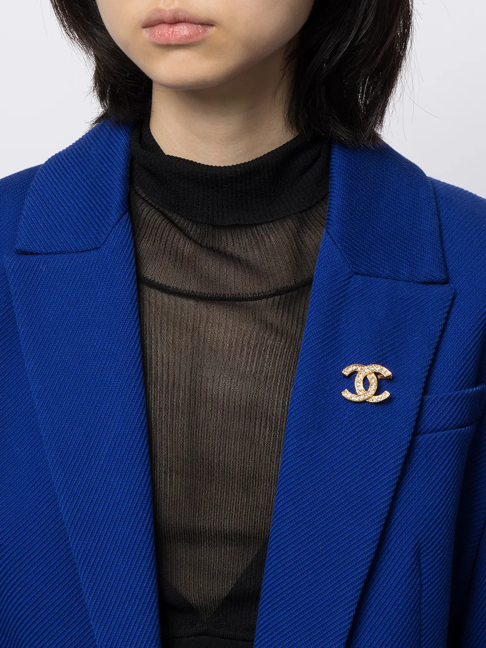 Image 2 of Chanel Pre-Owned 1990s rhinestone-embellished CC brooch