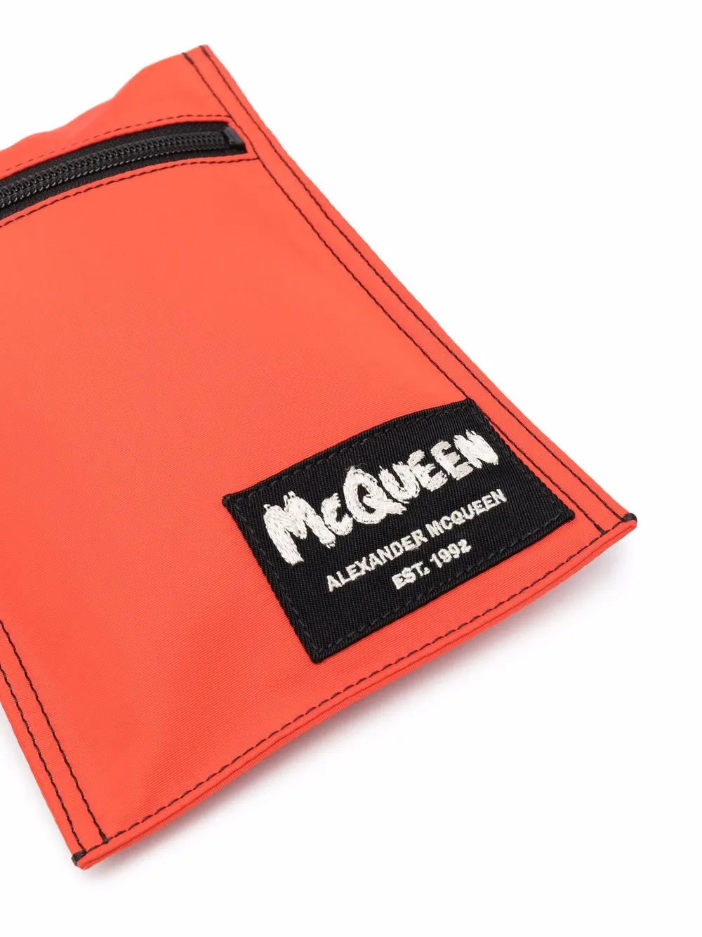 фото Alexander mcqueen сумка на плечо с нашивкой-логотипом