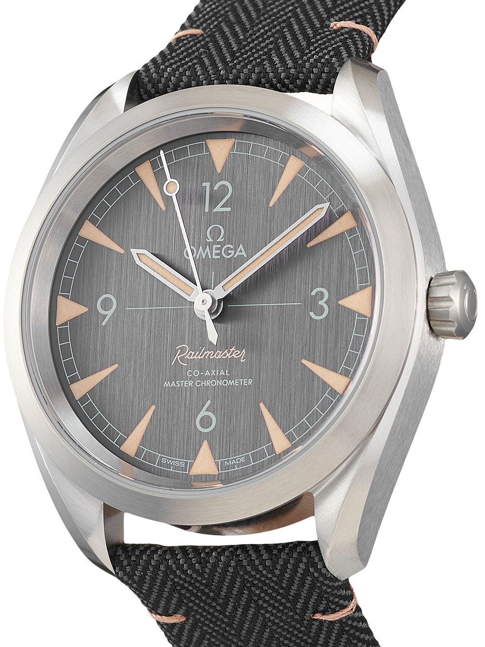 фото Omega наручные часы seamaster railmaster pre-owned 40 мм 2021-го года