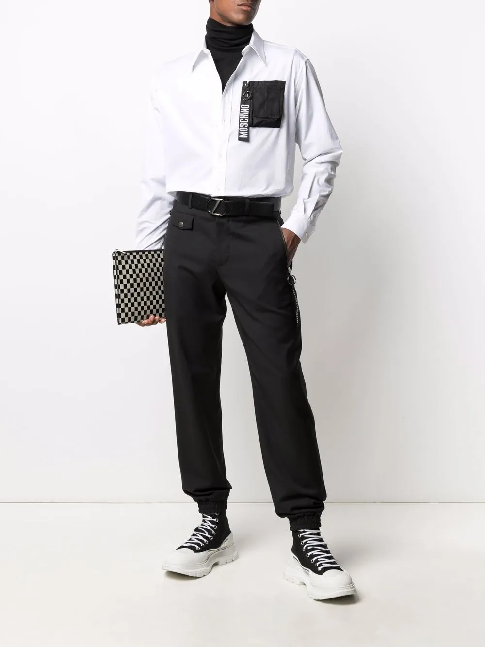 фото Moschino рубашка с карманом на молнии и логотипом