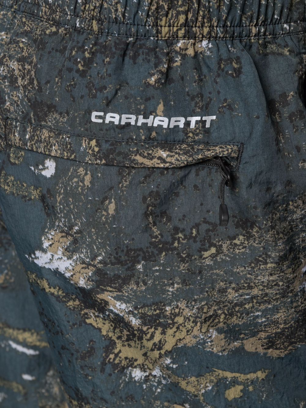 фото Carhartt wip шорты с принтом