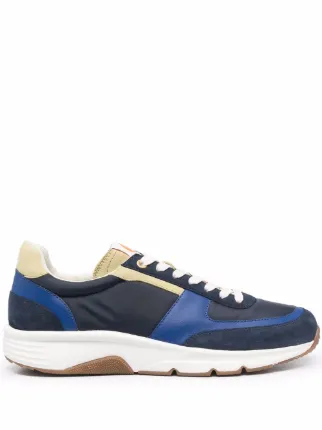 Camper