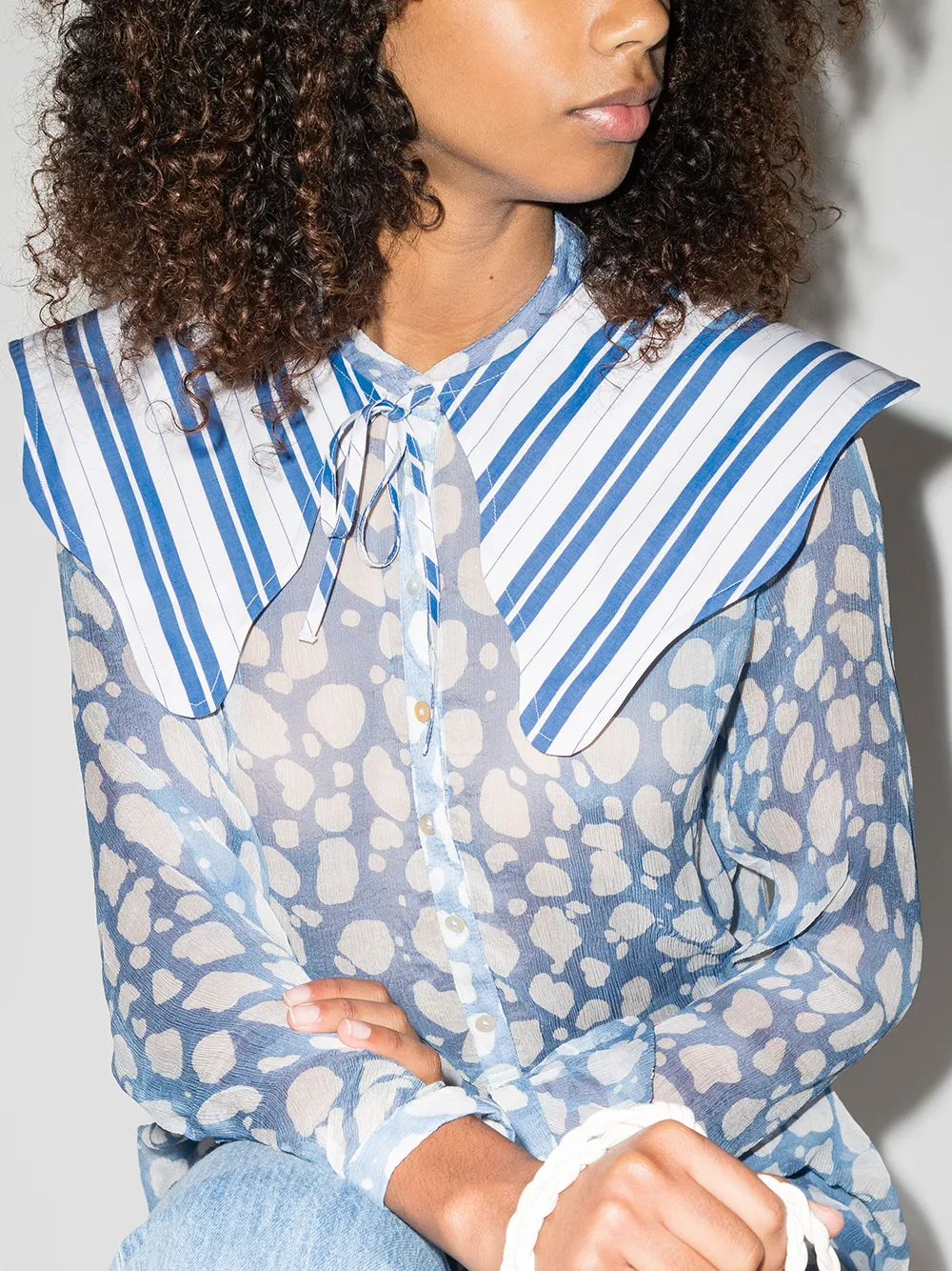 Image 2 of GANNI oversized striped collar