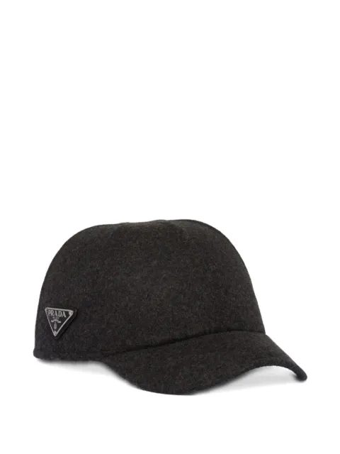 Prada ロゴ キャップ