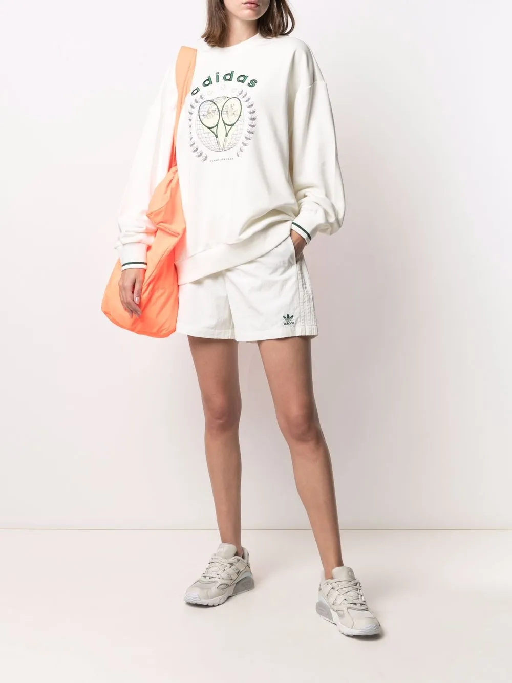 фото Adidas шорты tennis luxe с логотипом