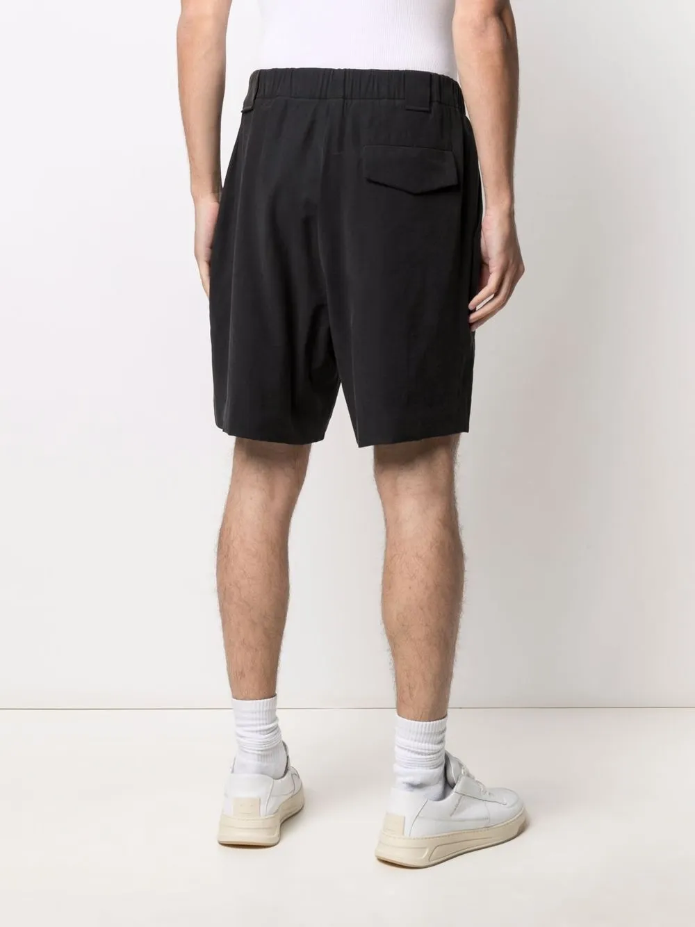 фото Mouty шорты строгого кроя