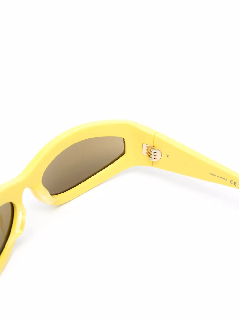 фото Bottega veneta eyewear солнцезащитные очки в овальной оправе