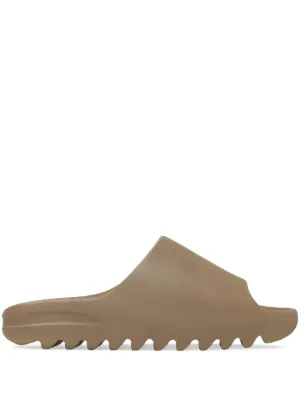 flip flop yeezy