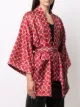 Atu Body Couture kimono de seda con estampado geométrico