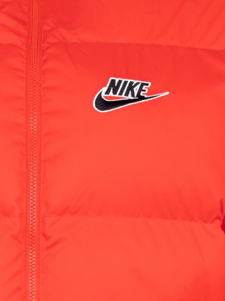 x Nike 双面蓬松夹克展示图