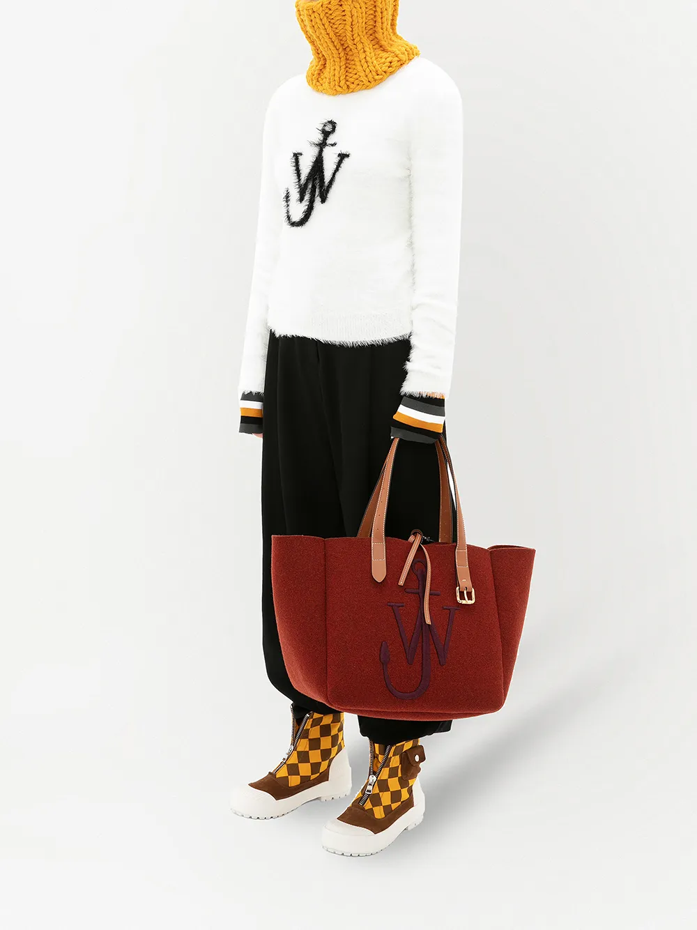 Jw Anderson Women Maglia Con Intarsio Logo In 白色