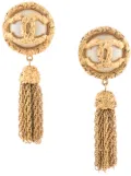 CHANEL Pre-Owned 1993 faux-pearl CC tassel clip-on earrings - Gold