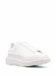 Bild 2 av Alexander McQueen sneakers med kontrasterande sula