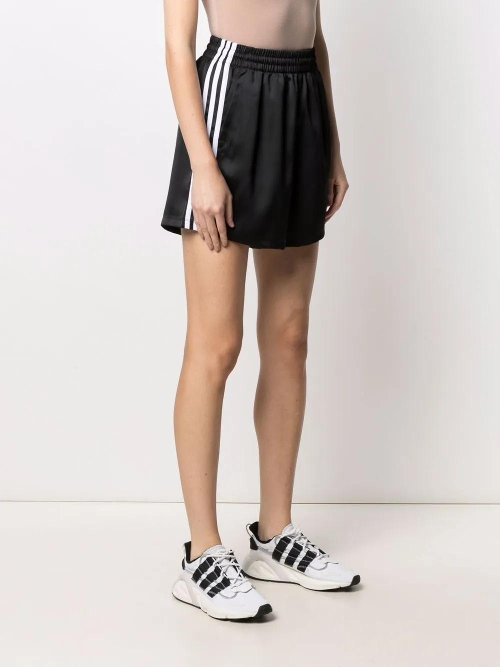 фото Adidas шорты adicolor classics