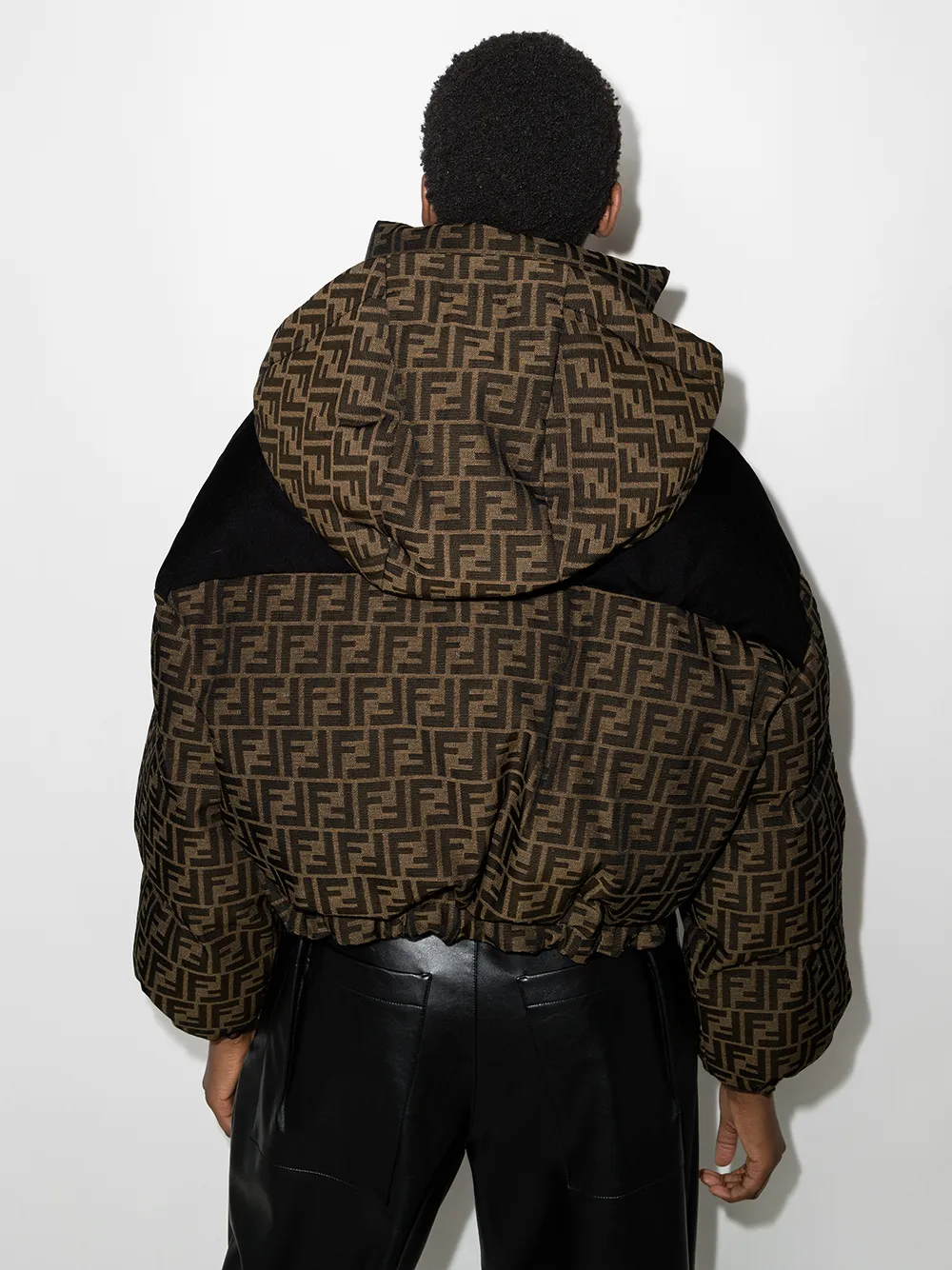 фото Fendi пуховик с логотипом ff