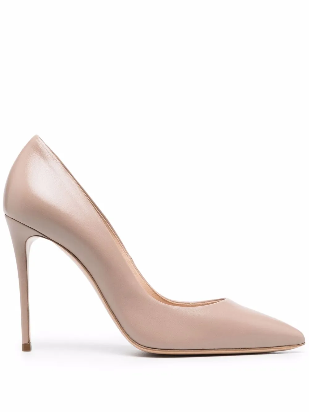 Imagem 1 de Casadei Scarpin bico fino de couro