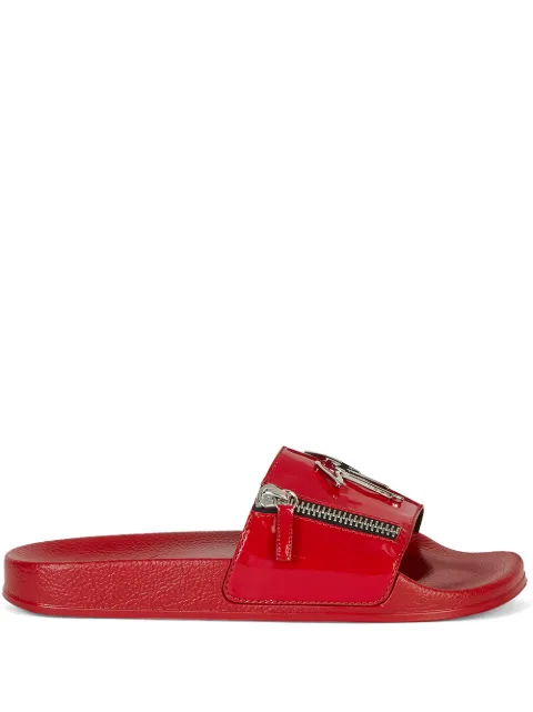 Giuseppe Zanotti Brett logo-plaque slides