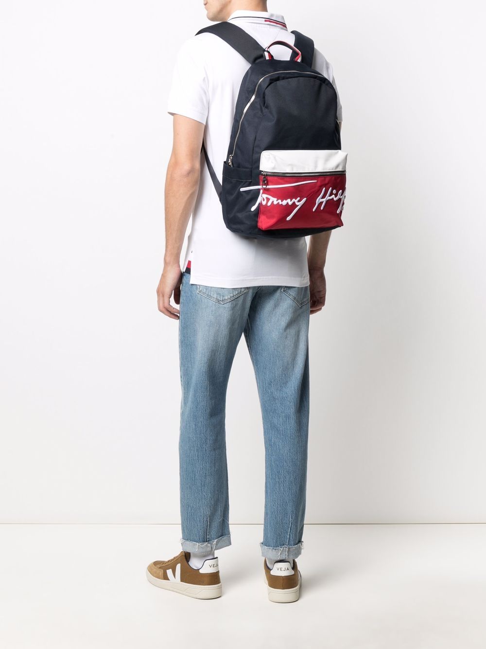 фото Tommy hilfiger рюкзак в стиле колор-блок с вышитым логотипом