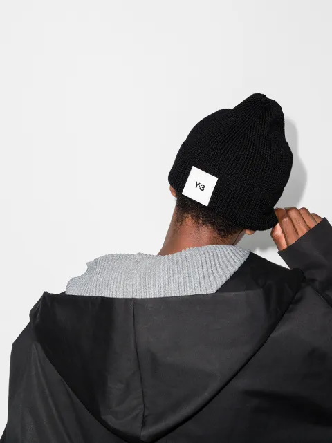 Y-3  Farfetch.Portal.Infrastructure.CrossCutting.ExperienceWebGateway.Variation.TextDescription  - Farfetch