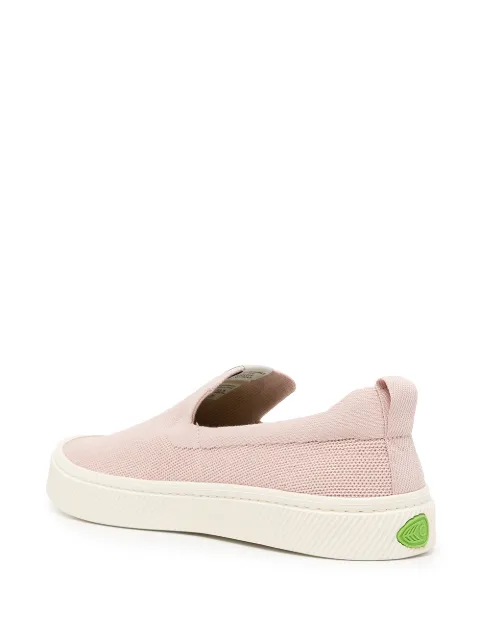 cariuma ibi slip on
